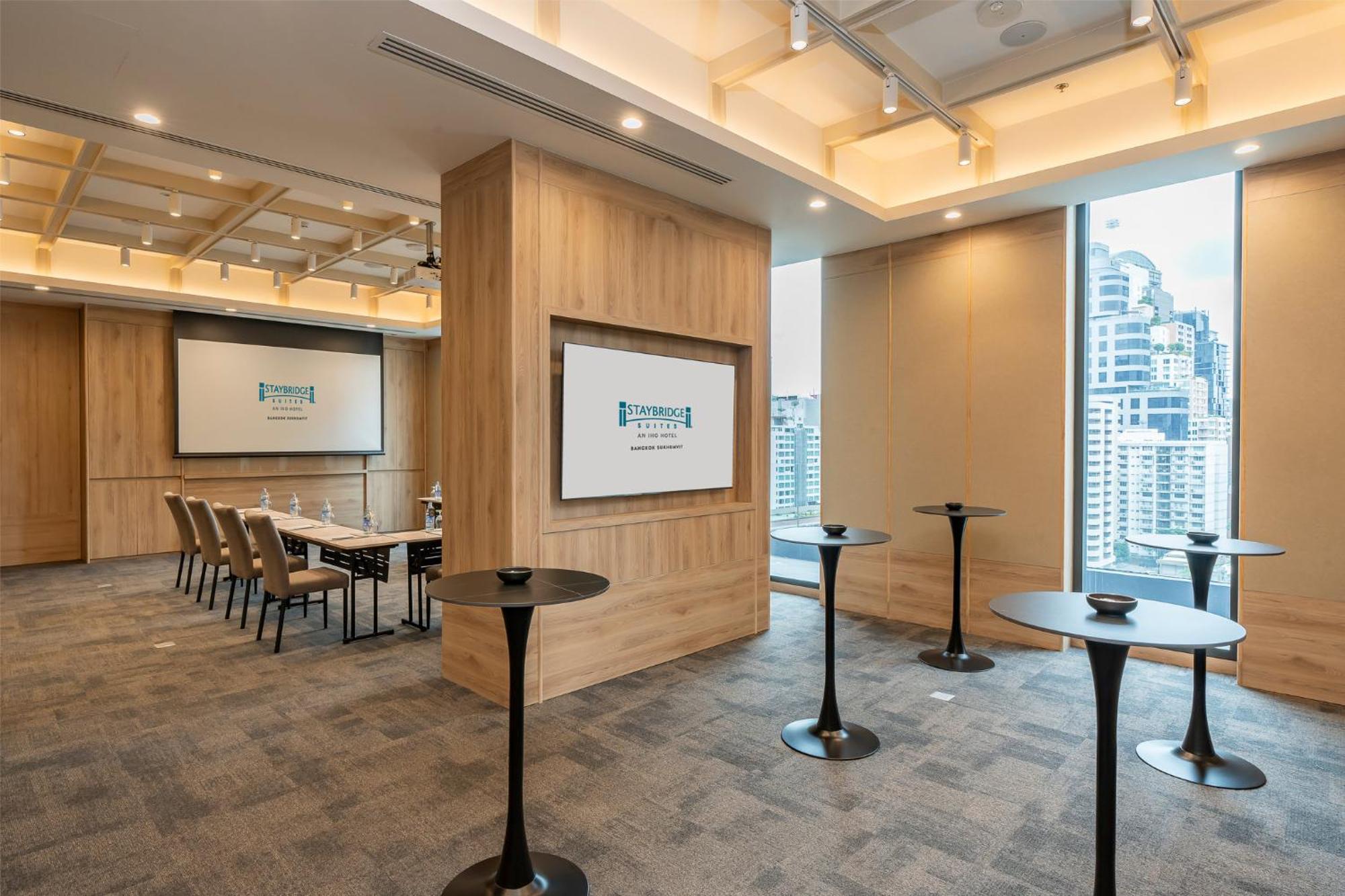 Staybridge Suites Bangkok Sukhumvit By Ihg Exterior foto