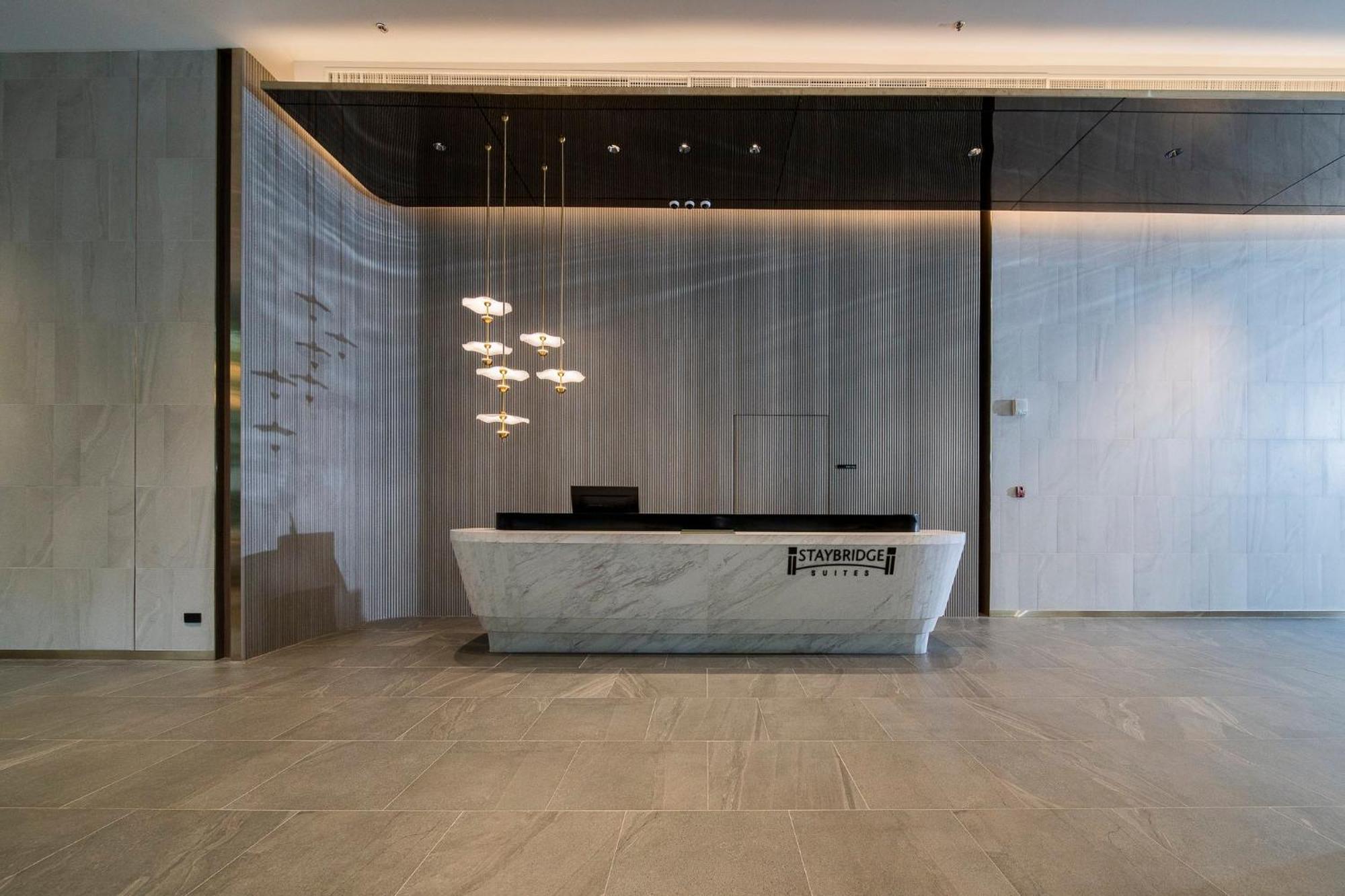 Staybridge Suites Bangkok Sukhumvit By Ihg Exterior foto