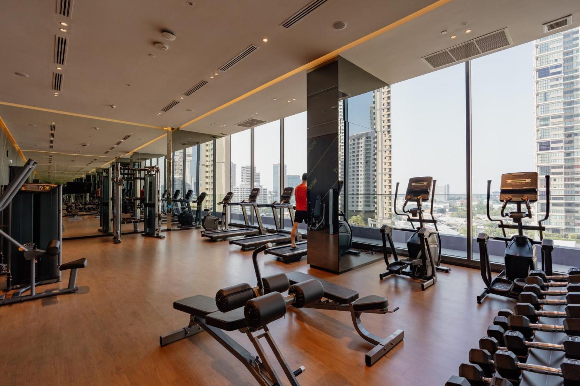 Staybridge Suites Bangkok Sukhumvit By Ihg Exterior foto